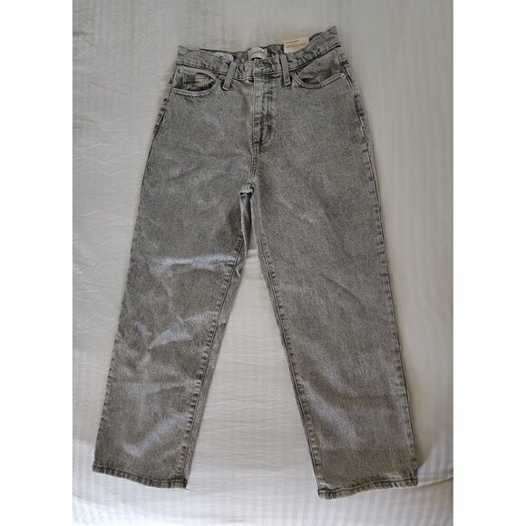 NWT Universal Thread gray vintage straight jeans size 6/28 regular - Picture 1 of 6